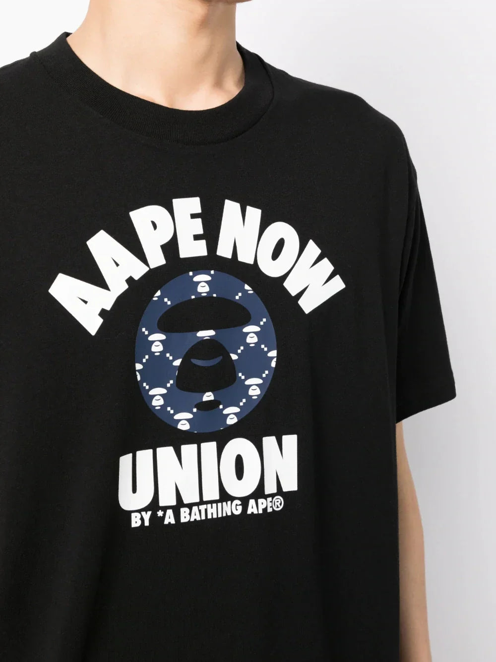 Union logo-print black cotton T-shirt