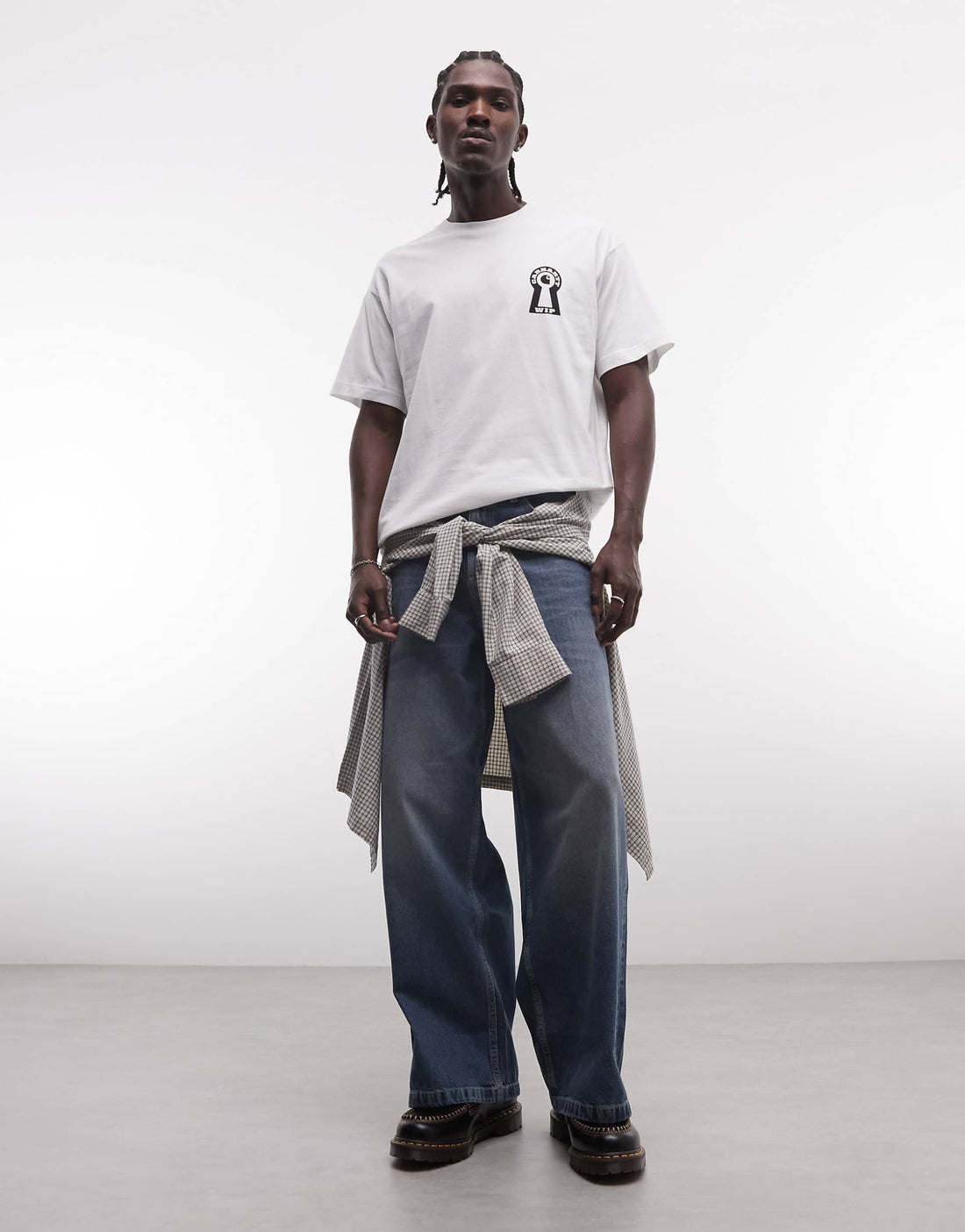 The Key & Keyhole Back-Graphic Tee